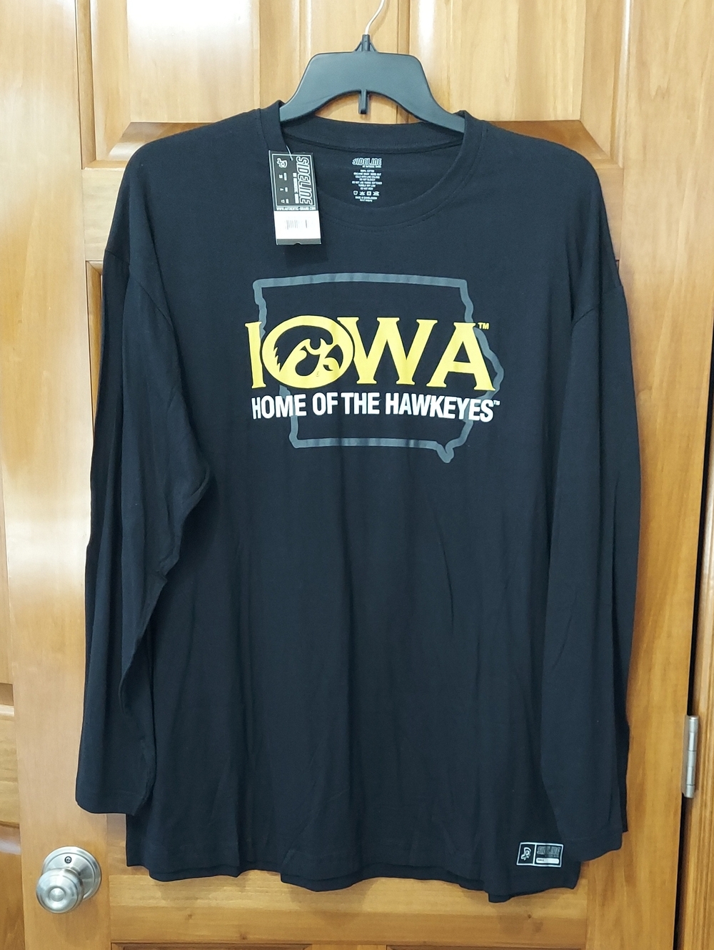 🆕 Iowa Hawkeyes Black Long Sleeve Tee By Sideline Authentic Brand, Size 3X, NEW